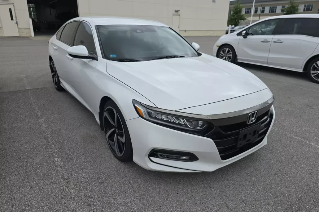 2018 Honda Accord Sport 1.5T photo 1