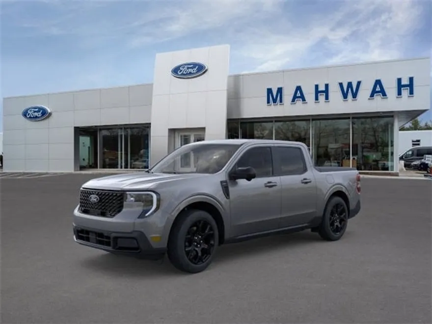 2025 Ford Maverick Lariat photo 1