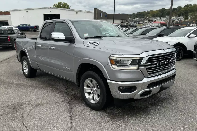 2019 Ram 1500 Laramie photo 1