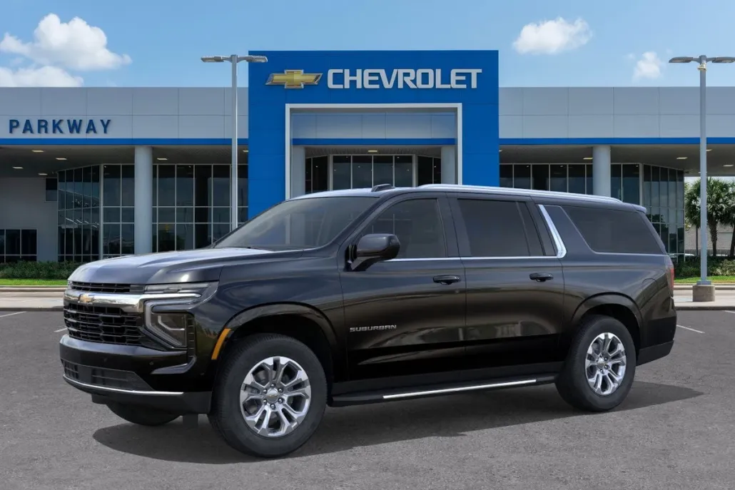 2025 Chevrolet Suburban LS photo 1
