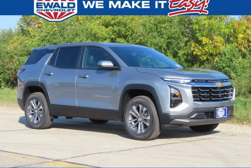 2026 Chevrolet Equinox LT photo 1