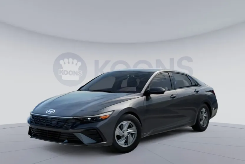 2025 Hyundai Elantra SE photo 1