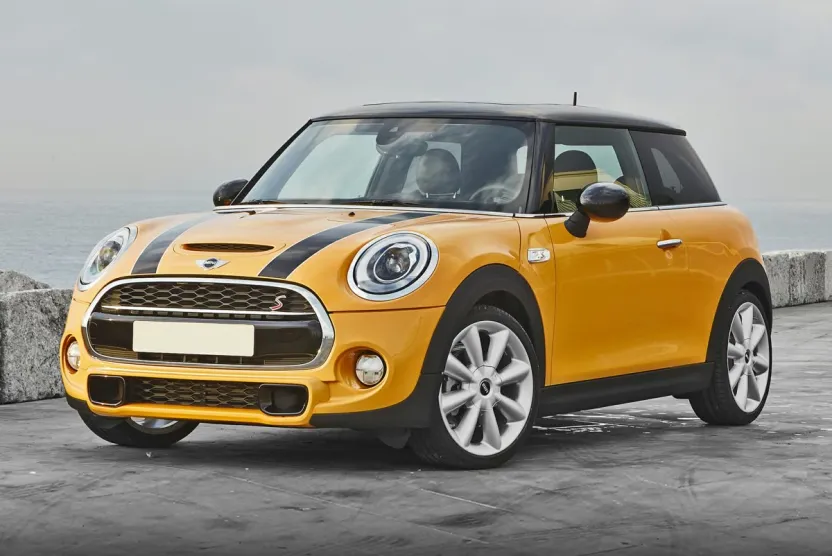 2015 Mini Cooper Hardtop S photo 1