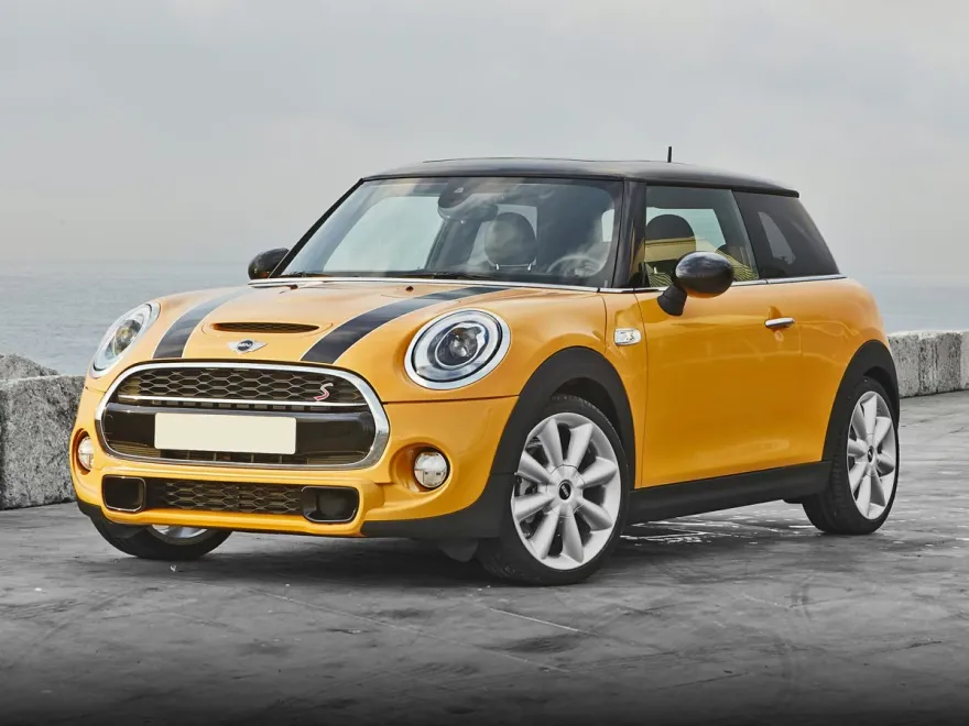 2015 Mini Cooper Hardtop S photo 1