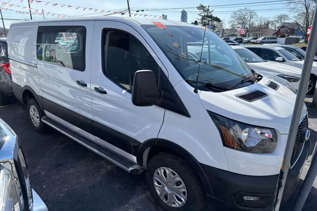 2023 Ford Transit photo 1