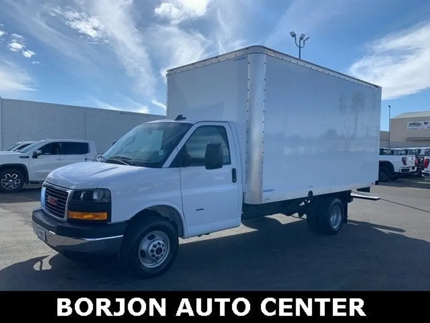 2024 Gmc Savana Cutaway 3500 photo 1