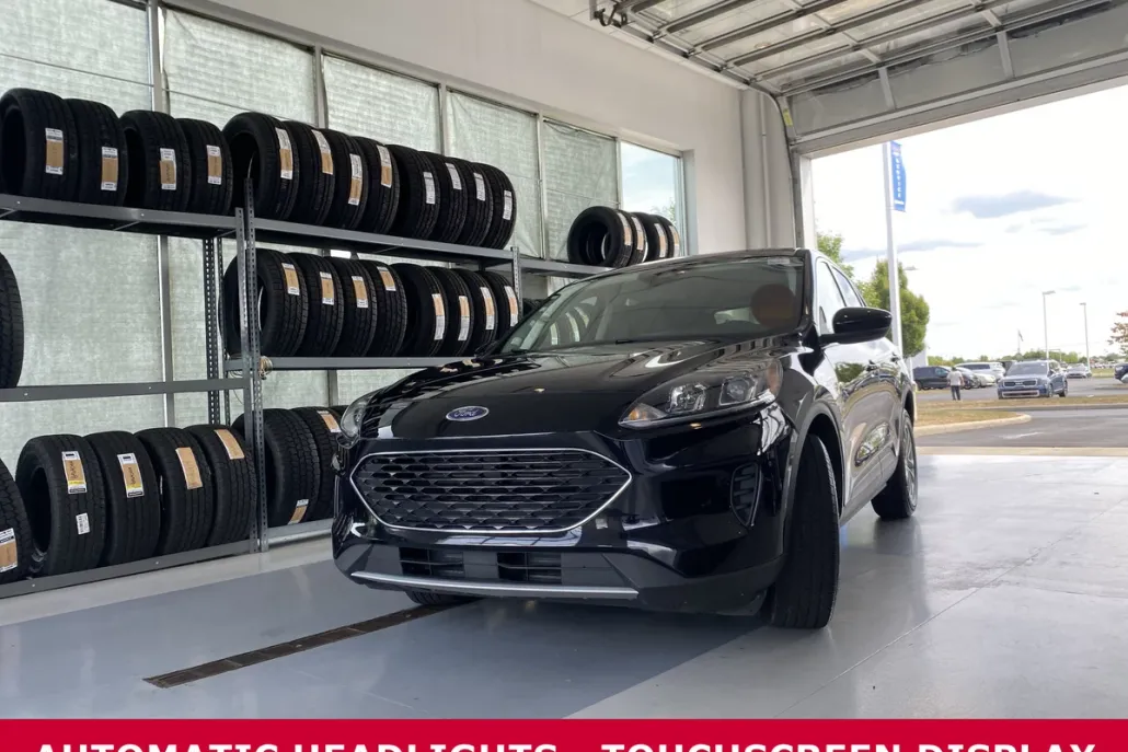 2021 Ford Escape SE Hybrid photo 1
