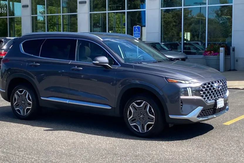 2023 Hyundai Santa Fe Limited photo 1