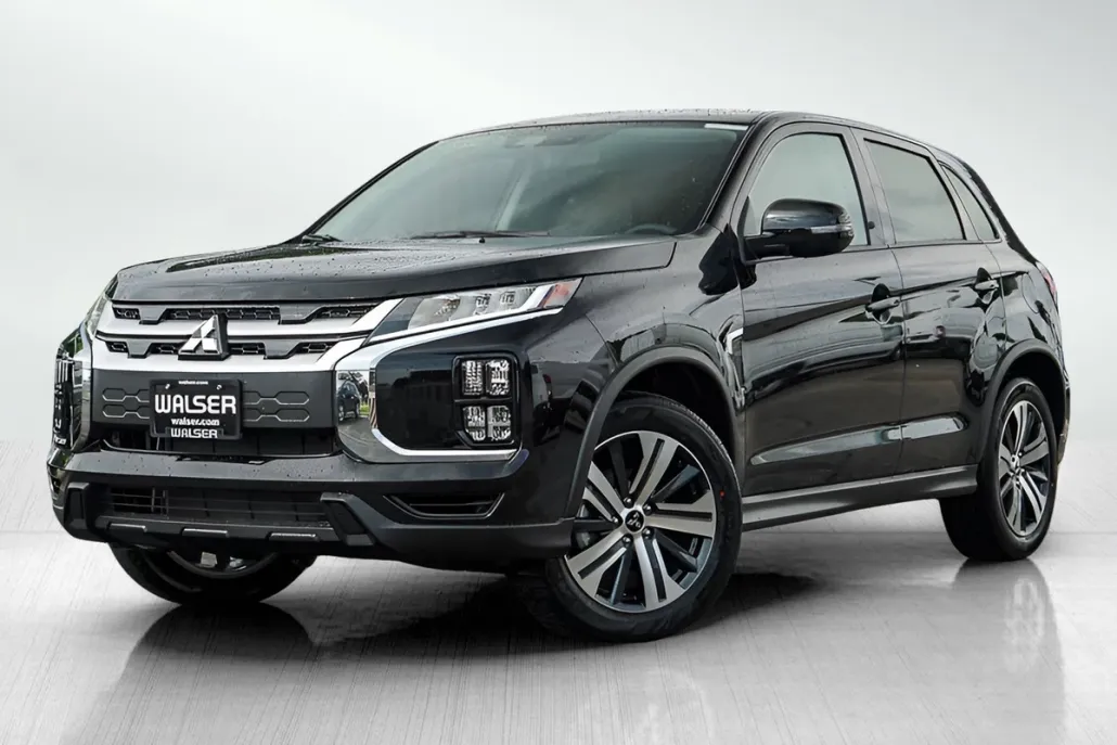 2025 Mitsubishi Outlander Sport SE photo 1
