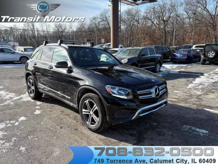 2017 Mercedes Benz GLC 300 4MATIC photo 1