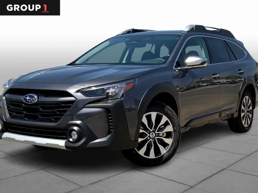 2025 Subaru Outback Touring XT photo 1