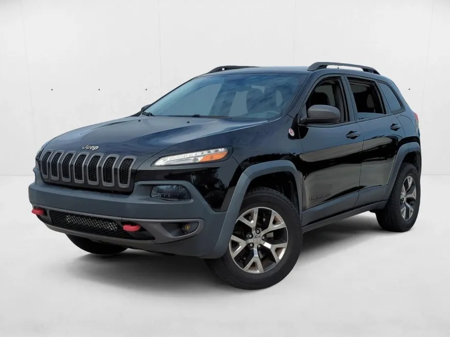 2015 Jeep Cherokee Trailhawk Sport photo 1
