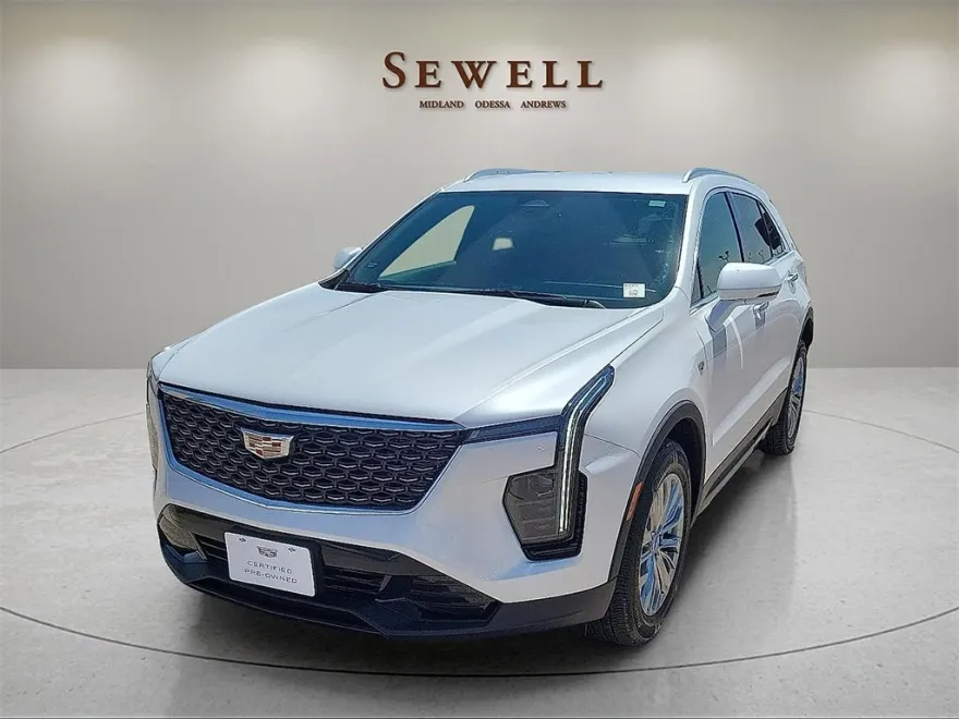 2024 Cadillac XT4 Premium Luxury photo 1