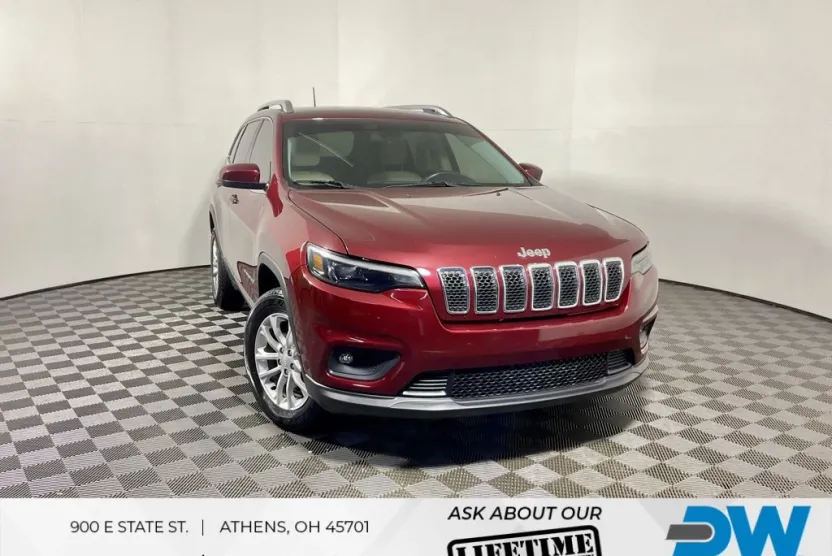 2019 Jeep Cherokee Latitude photo 1