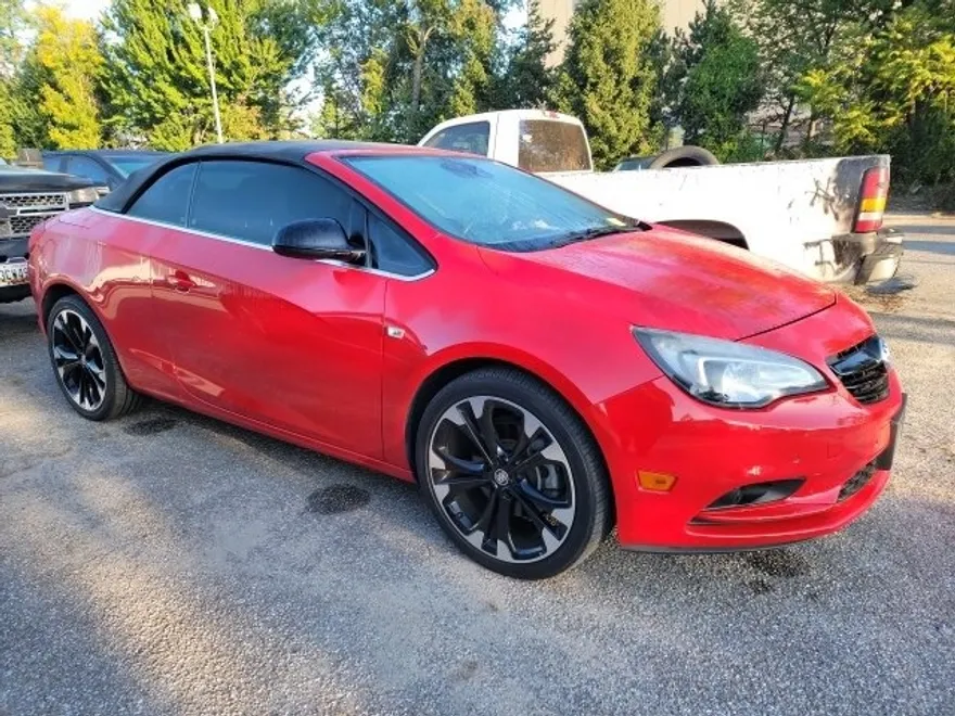 2018 Buick Cascada photo 1