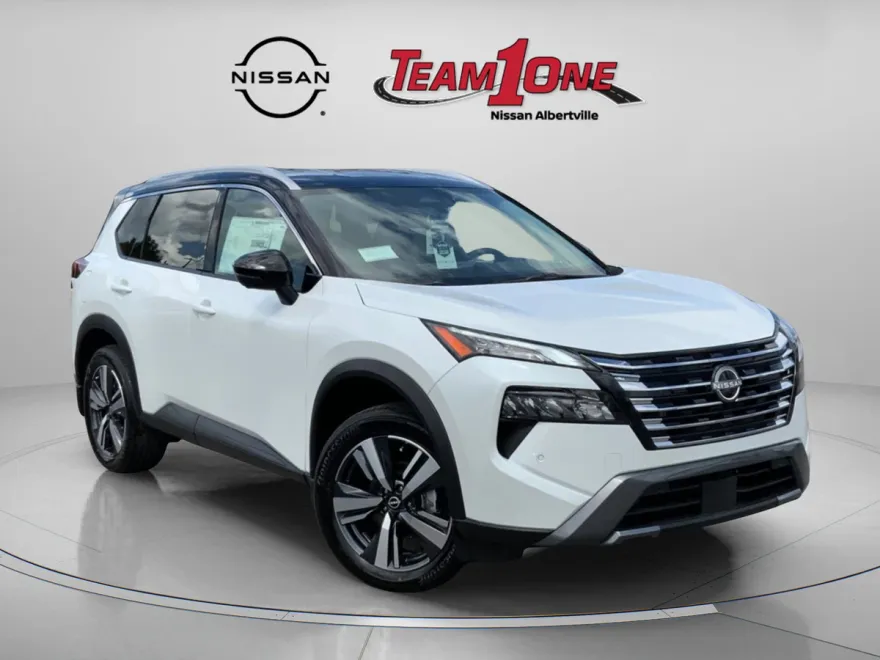 2025 Nissan Rogue SL photo 1