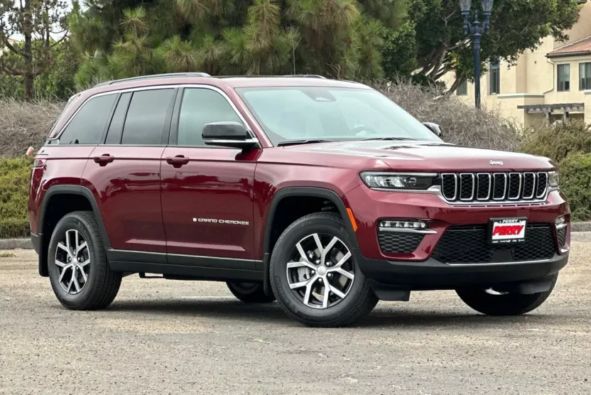 2025 Jeep Grand Cherokee Limited photo 1
