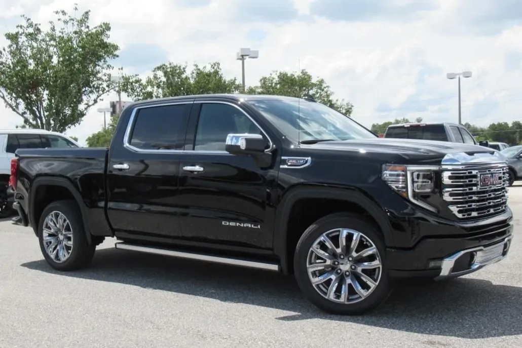2025 Gmc Sierra 1500 Denali photo 1