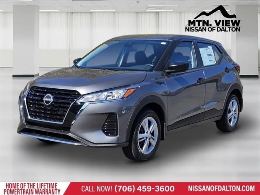 2025 Nissan Kicks Play S photo 1