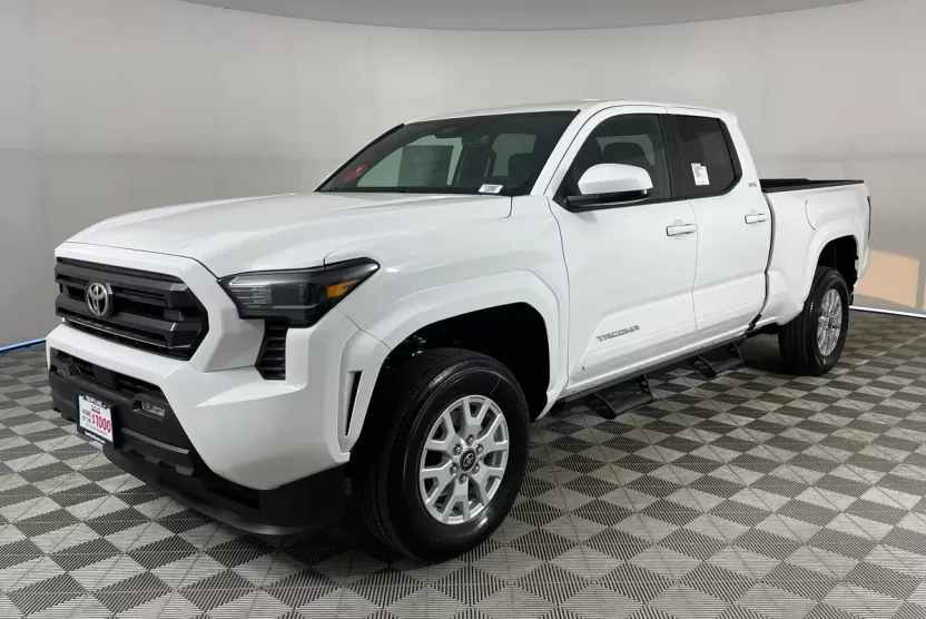 2025 Toyota Tacoma SR5 4x4 Long Bed photo 1