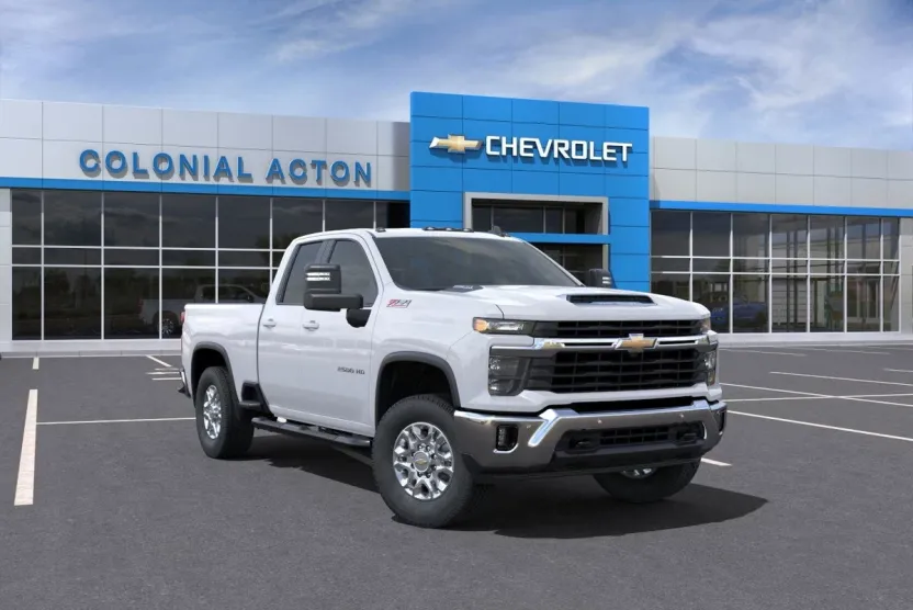 2025 Chevrolet Silverado 2500HD LT photo 1