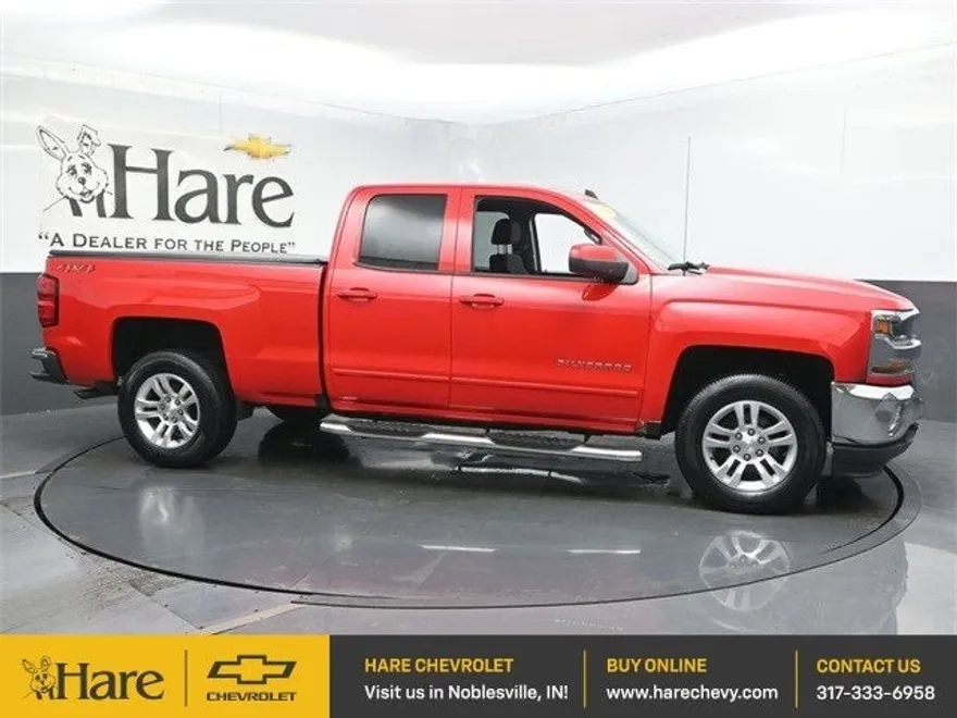 2018 Chevrolet Silverado 1500 LT photo 1