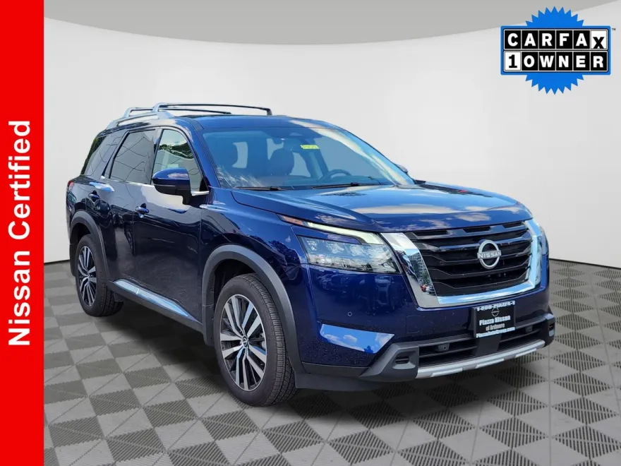 2025 Nissan Pathfinder Platinum photo 1