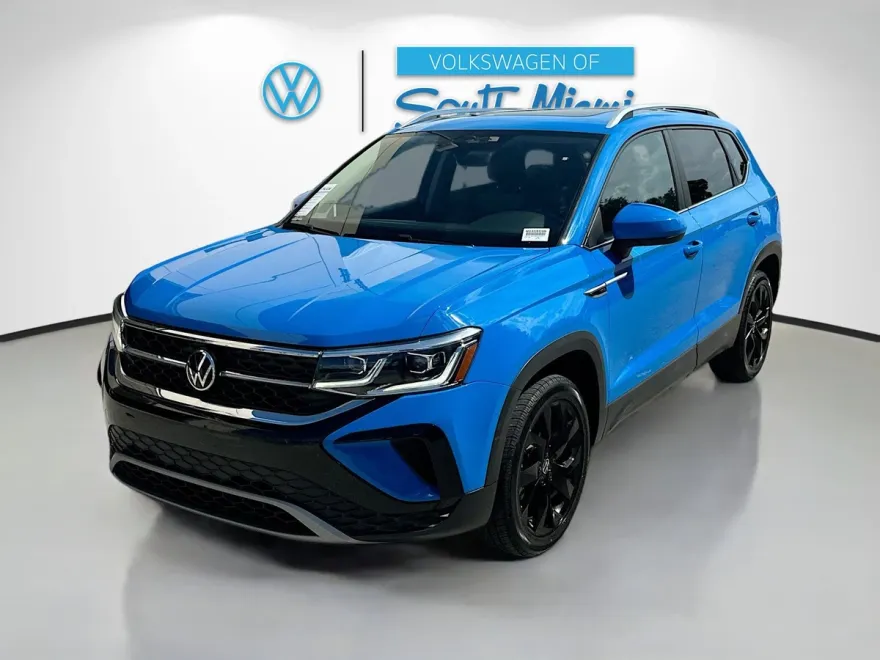 2022 Volkswagen Taos SEL photo 1