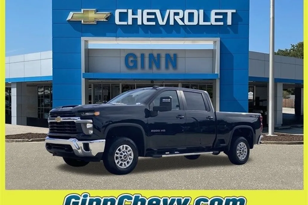 2024 Chevrolet Silverado 2500HD LT photo 1