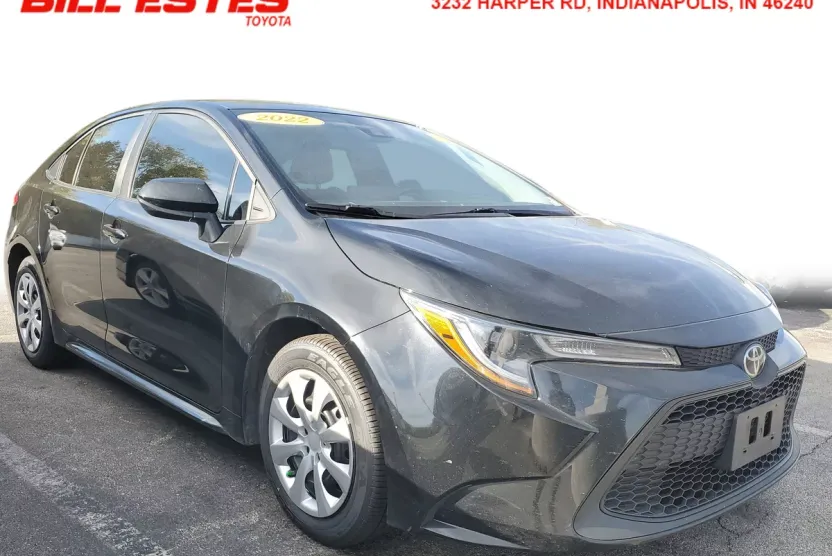 2022 Toyota Corolla LE photo 1