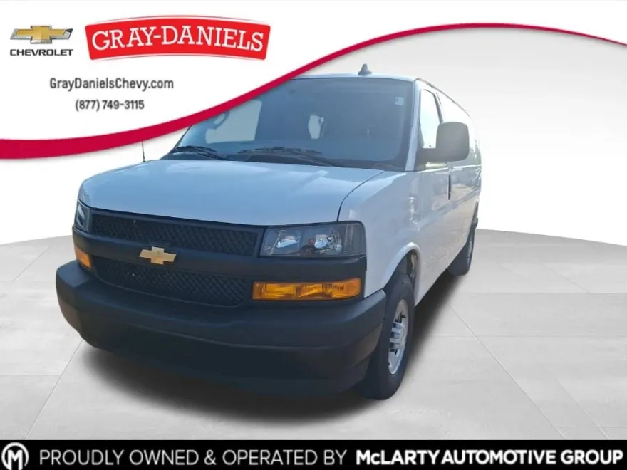 2025 Chevrolet Express Cargo 2500 photo 1