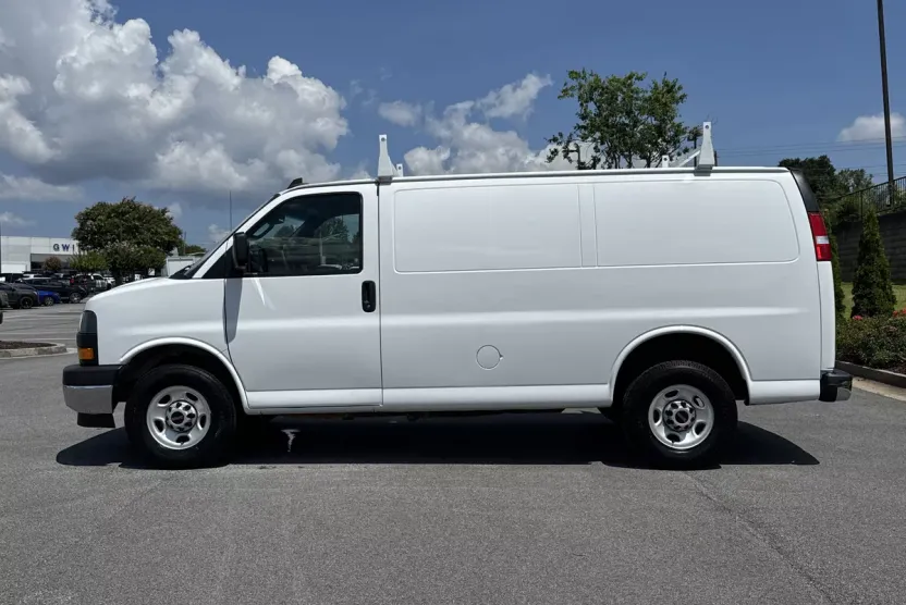 2021 Gmc Savana 2500 Cargo photo 1