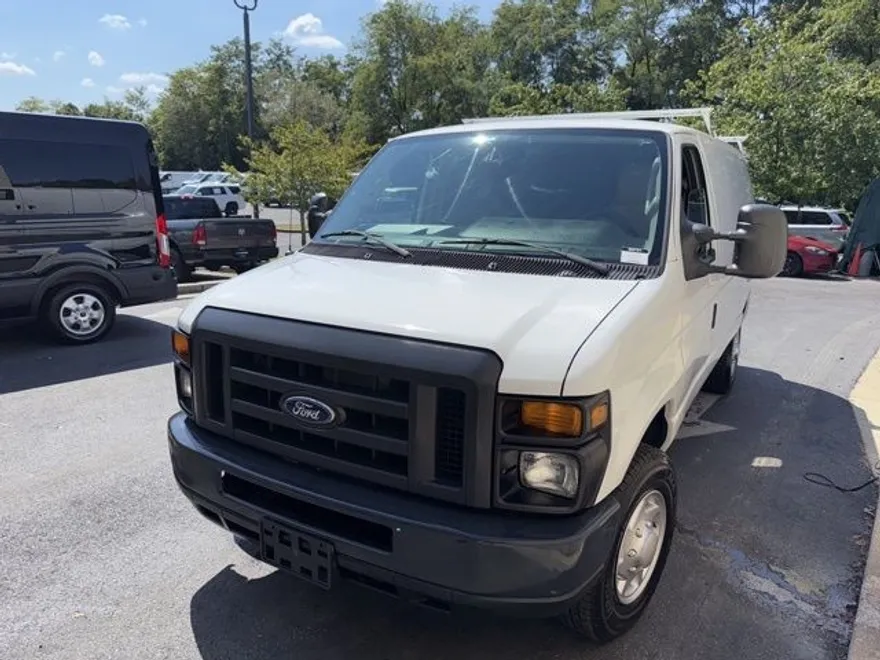 2014 Ford E-350 photo 1