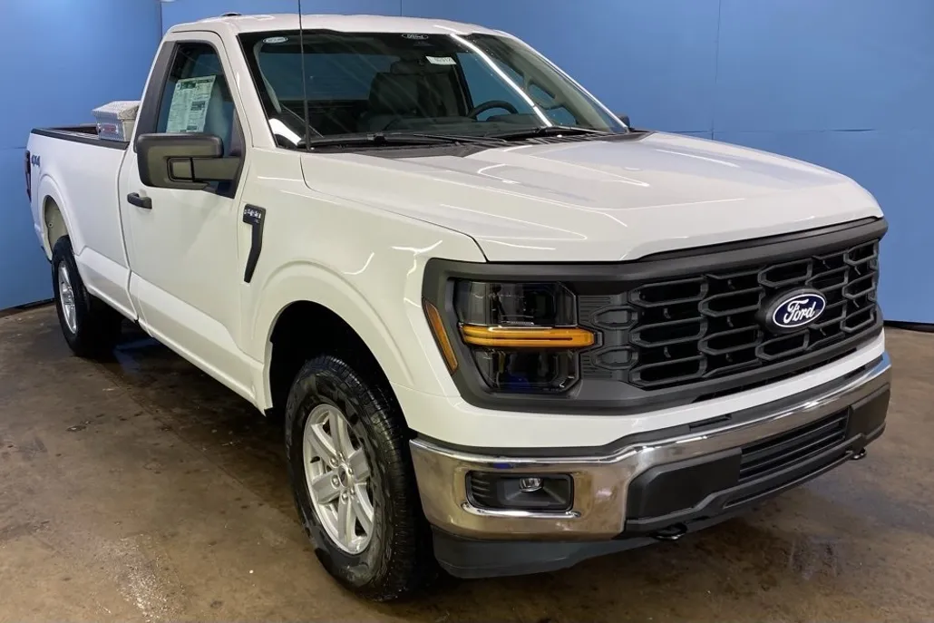 2025 Ford F-150 XL photo 1
