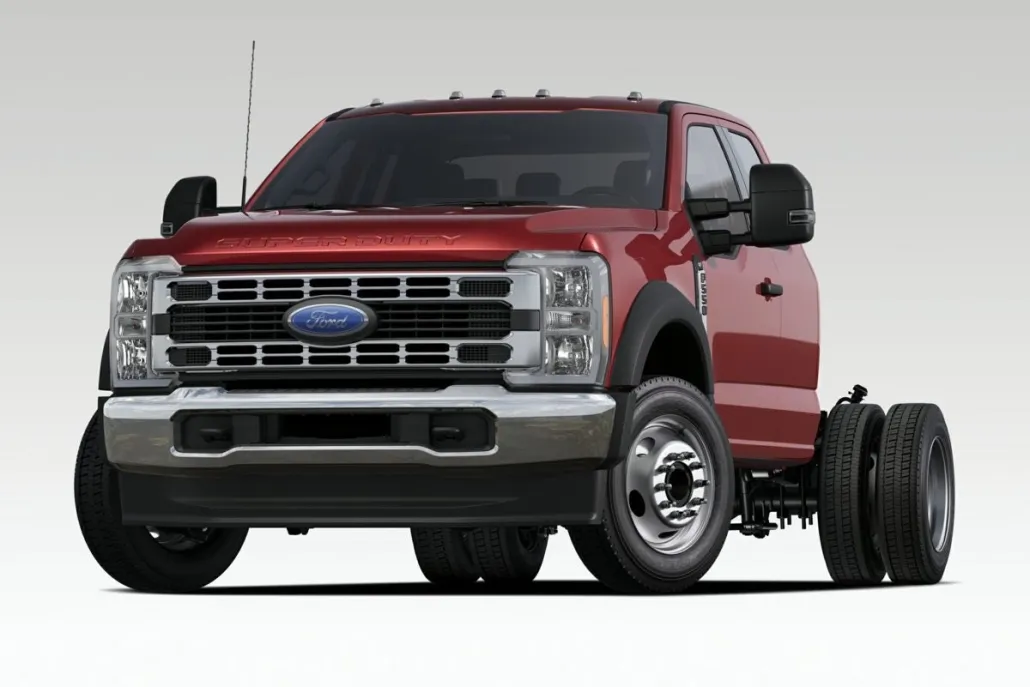 2024 Ford F-550 photo 1