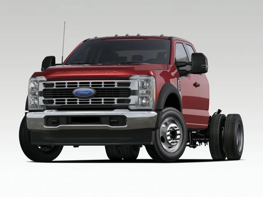 2024 Ford F-550 photo 1