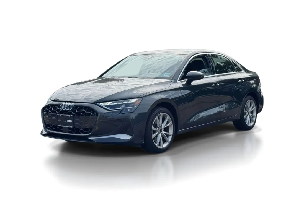 2025 Audi A3 Premium Plus 40 TFSI Quattro photo 1