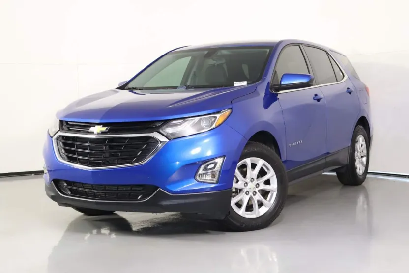 2019 Chevrolet Equinox LT photo 1