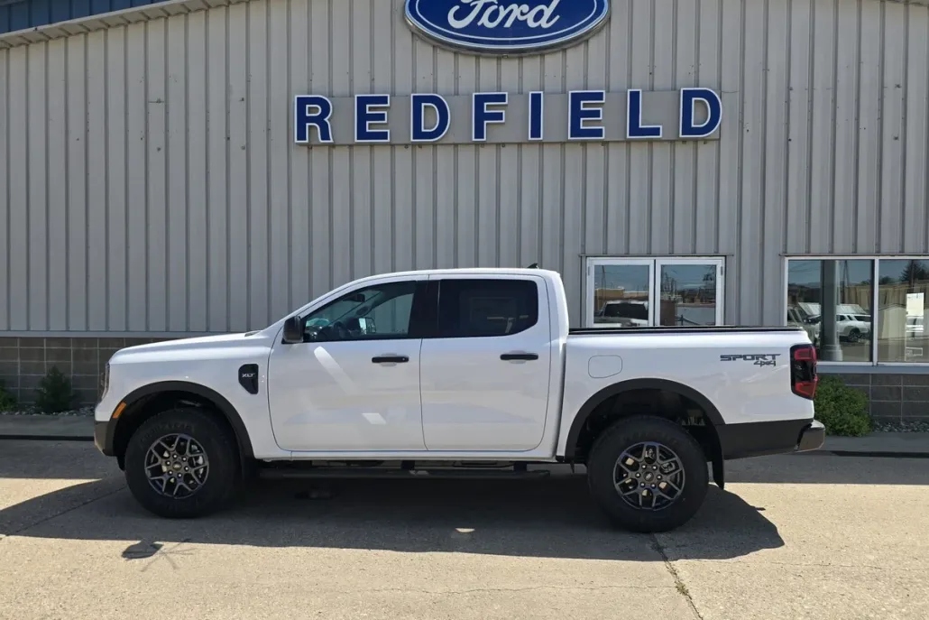 2025 Ford Ranger XLT photo 1