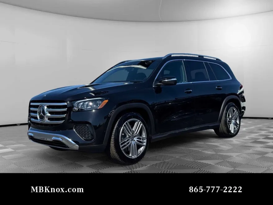 2025 Mercedes Benz GLS 450 4MATIC photo 1