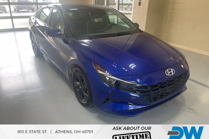 2023 Hyundai Elantra Hybrid Blue photo 1