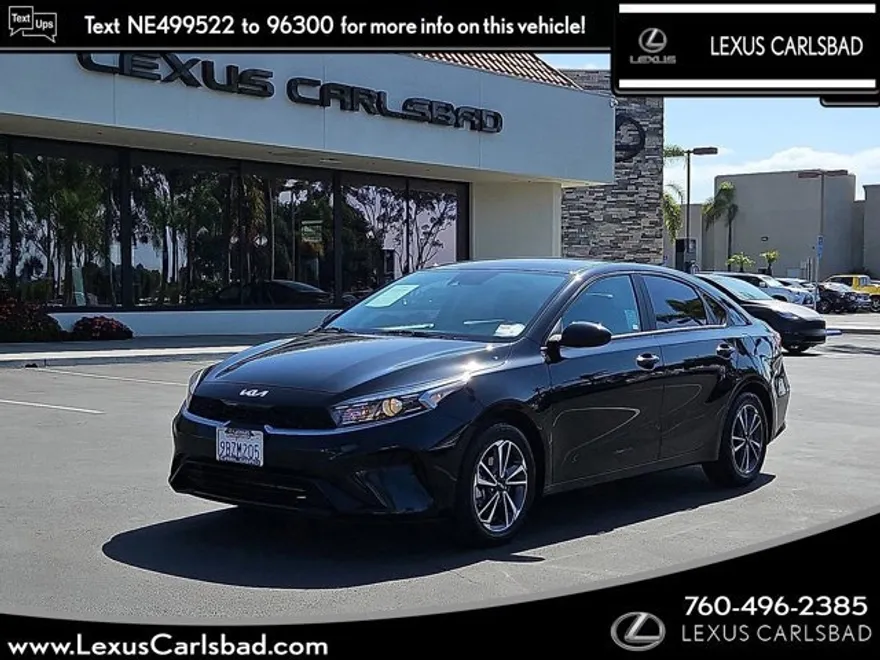2022 Kia Forte LXS photo 1