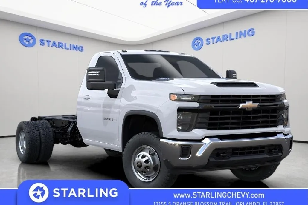 2025 Chevrolet Silverado 3500HD Work Truck photo 1