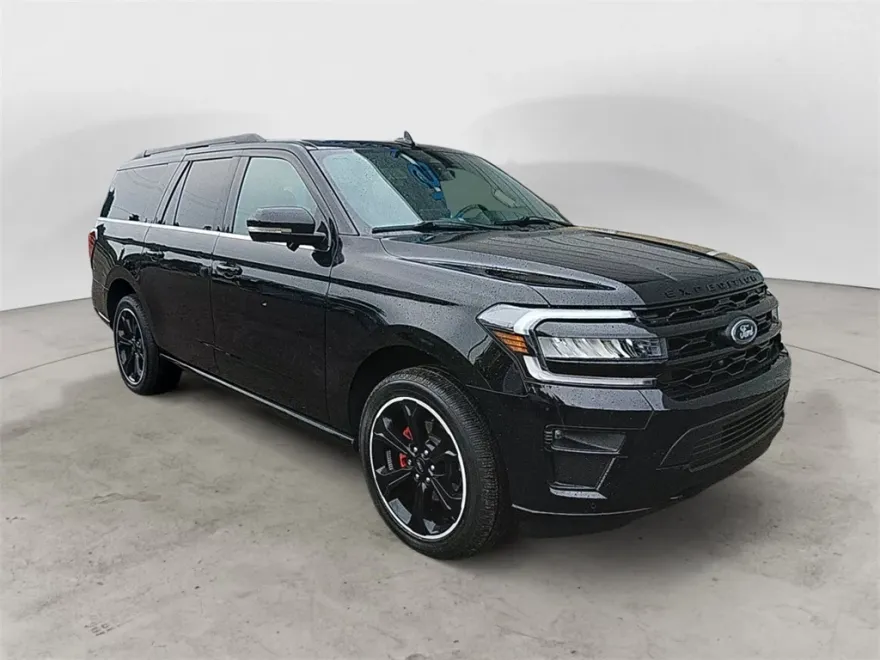 2023 Ford Expedition MAX Limited photo 1