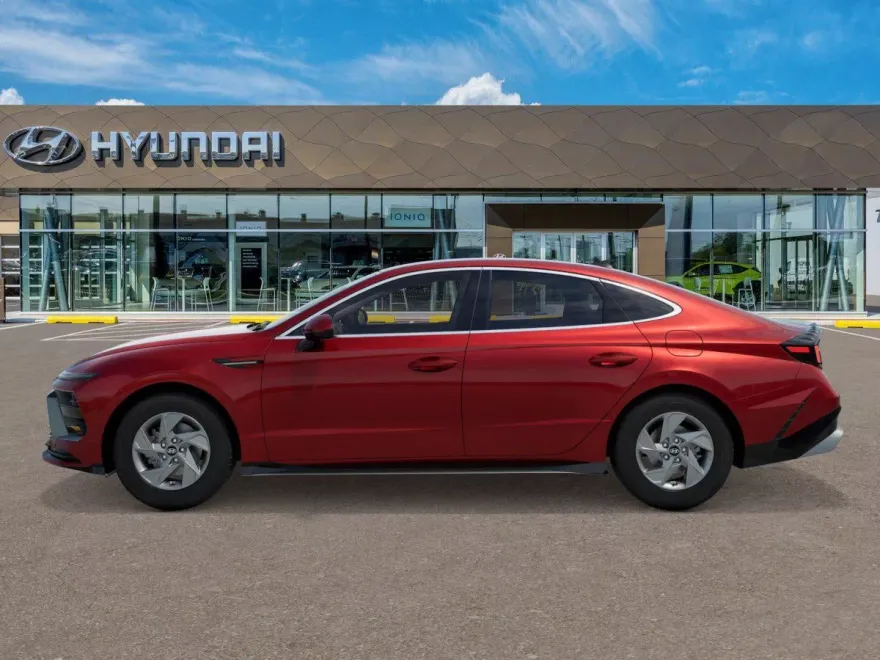 2026 Hyundai Sonata SE photo 1