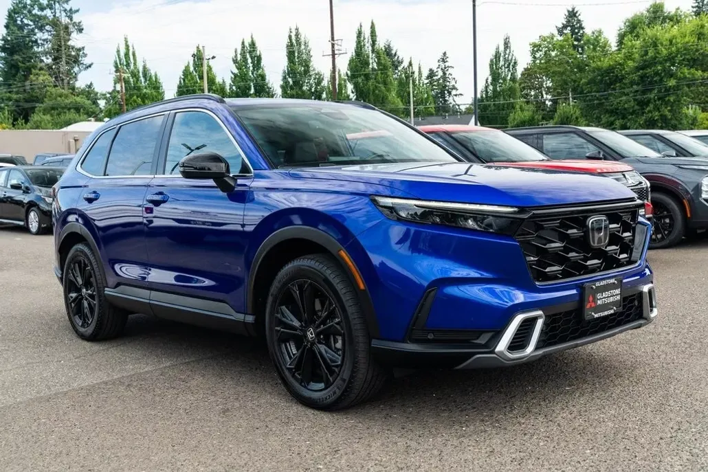 2023 Honda CR-V Hybrid Sport Touring photo 1