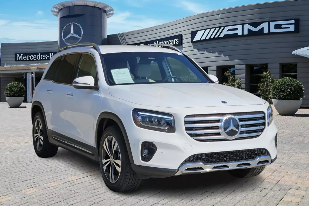 2025 Mercedes Benz GLB 250 photo 1