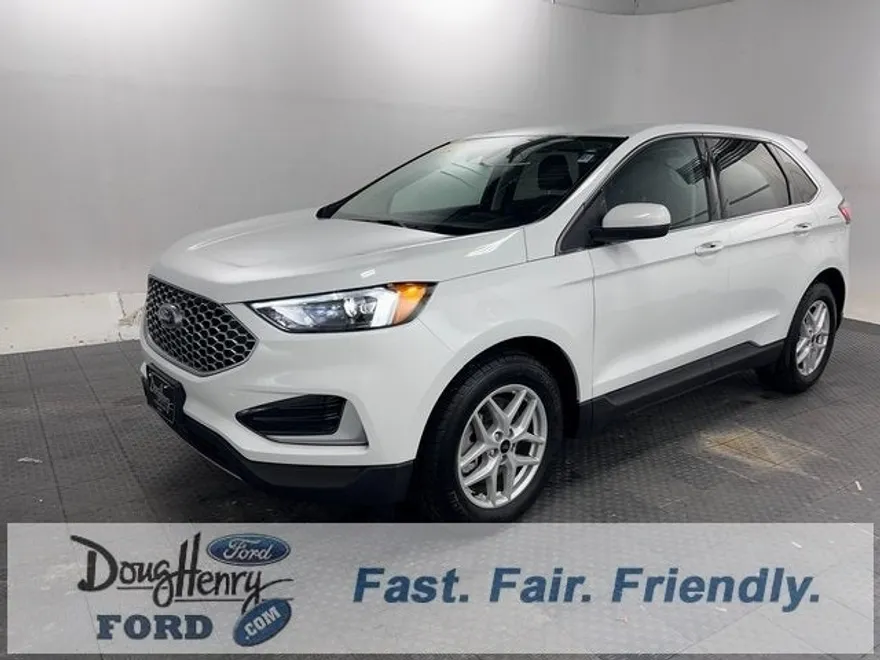 2024 Ford Edge SEL photo 1