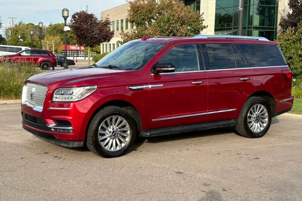 2018 Lincoln Navigator Premiere photo 1