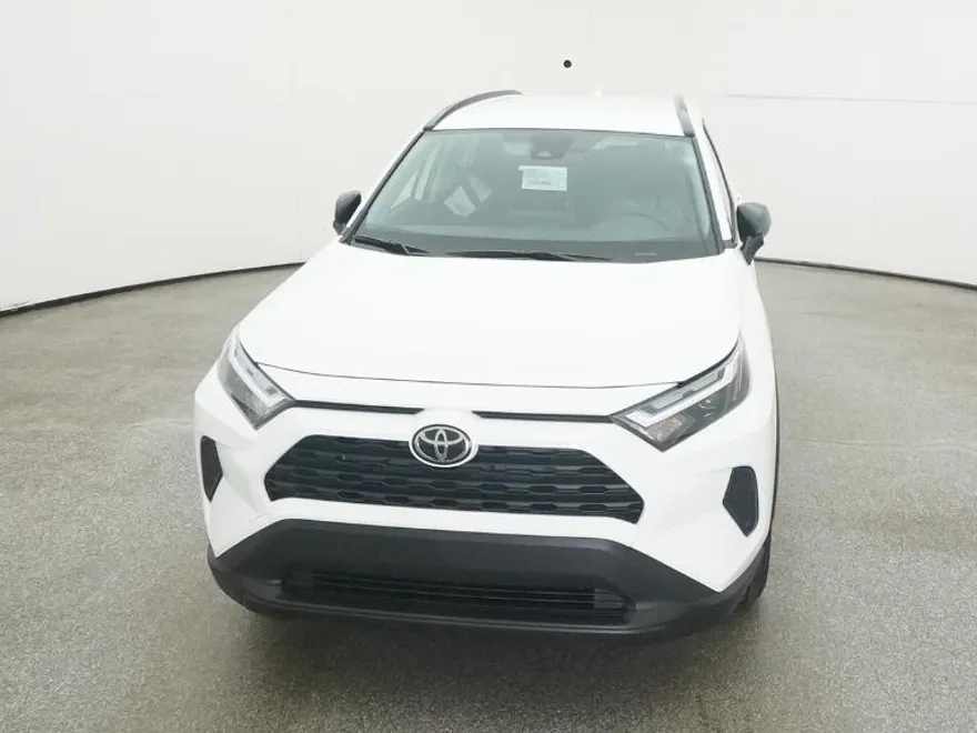 2025 Toyota RAV4 Hybrid LE photo 1